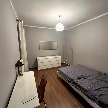 Apartament Metro Slodowiec And Parking